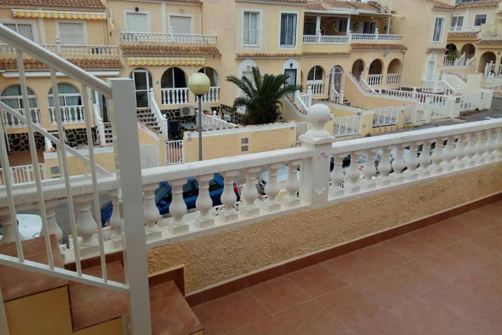 Bungalow Moderno Luminoso Terraza Solarium Patio Puerto Marino Εξωτερικό φωτογραφία